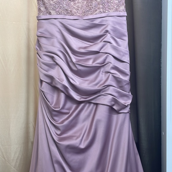 Dust pink Badgley Mischka dress - Picture 3 of 7